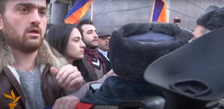 Նախքան իշխսնության գալը ՔՊ-ն էր Ռուսաստանի դրոշն էր այրում, ոտքերը սրբում դրոշով, Ռուսաստանի դրոշը կարելի է, Թուրքիայինը` ոչ. «Հրապարակ»