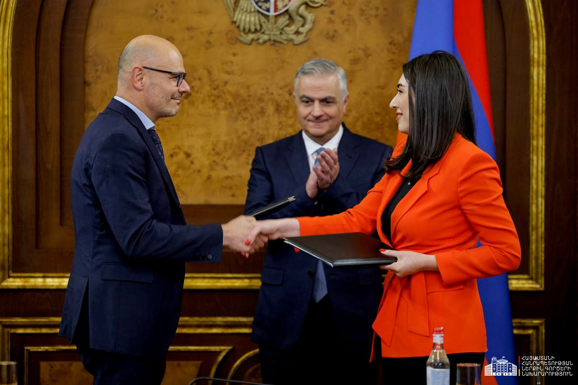 Ստորագրվեց կենսաչափական համակարգի ներդրման պետություն-մասնավոր գործընկերության  պայմանագիրը (տեսանյութ)