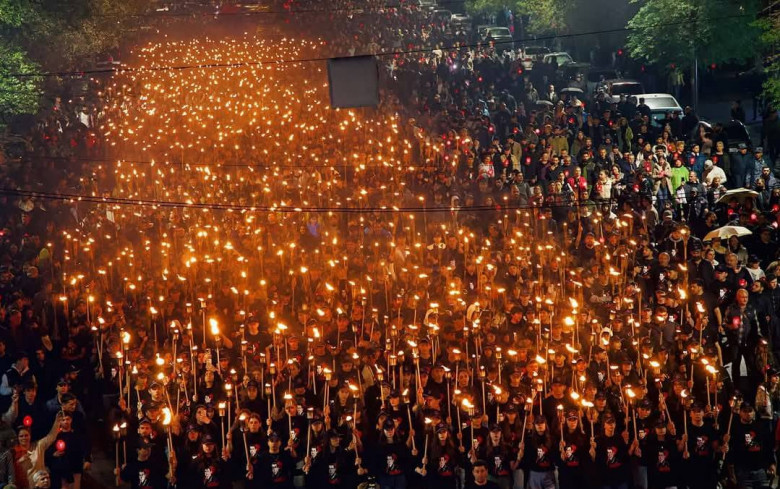 Ջահերով երթը՝ մի մեծ ոսկոր իշխանությունների կոկորդում. «Փաստ»