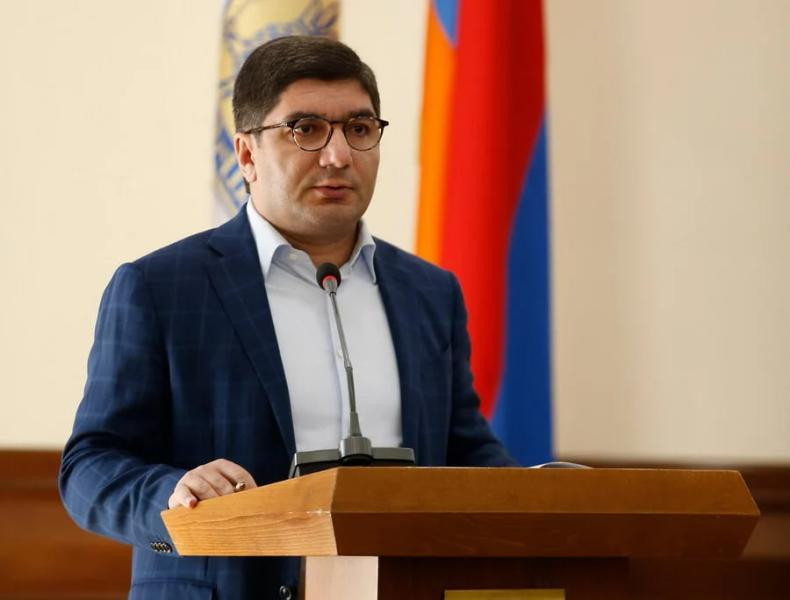 Մեսրոպ Մանուկյանն արդեն մեկ ժամ է՝ ՔԿ-ում է․ մեղադրանք է ներկայացվում. «Փաստինֆո»