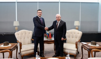 Յաշար Գյուլերն ընդունել է Ադրբեջանի պաշտպանության փոխնախարարին