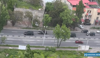 Կանգնում եք, կանգնում եք. երթևեկությունը կանգնեցնելով Փաշինյանը մարզերից վերադարձավ Երևան (տեսանյութ)