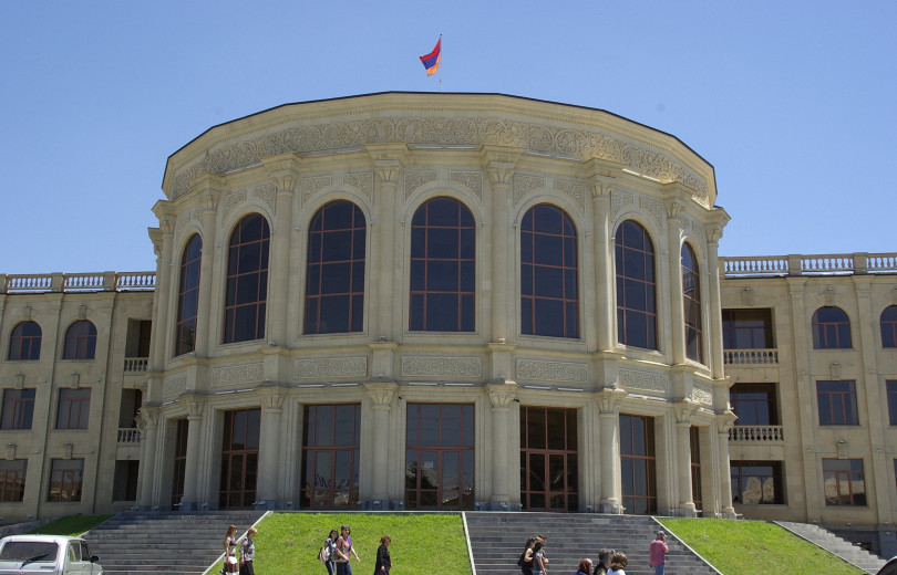 Հարցը քաղաքապետարանի տիրույթում է. ԿԸՀ-ից պարզաբանել են Գյումրիում ԸԸՀ նիստ չգումարելու հարցը