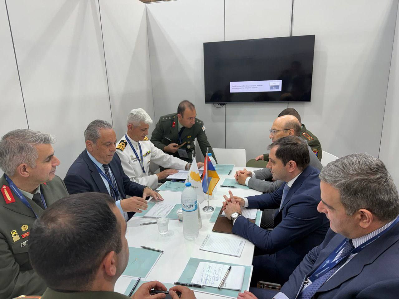 Սուրեն Պապիկյանը և Վասիլիս Պալմասը քննարկել են տարածաշրջանային ու միջազգային անվտանգությանն առնչվող հարցեր