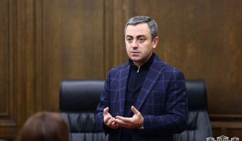Ո՞վ սրա տեղը լինի` չի գժվի. պատասխան ես տալու ամեն քայլիդ համար, ասեմ` անմեղսունակ լինելու որևէ տեղեկանք չի անցնելու. Իշխան Սաղաթելյան