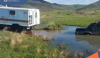 Կեչուտ գյուղում ավտոմեքենան արգելափակվել է գետի մեջ