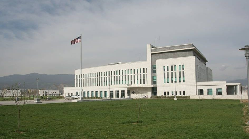 Վրաստանում ԱՄՆ դեսպանատունը նախազգուշացրել է իր քաղաքացիներին Թբիլիսիի առևտրի կենտրոններում պայթյունների սպառնալիքի մասին