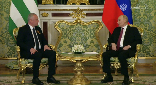 Պուտինն ընդունել է Աբխազիա այցելելու հրավերը