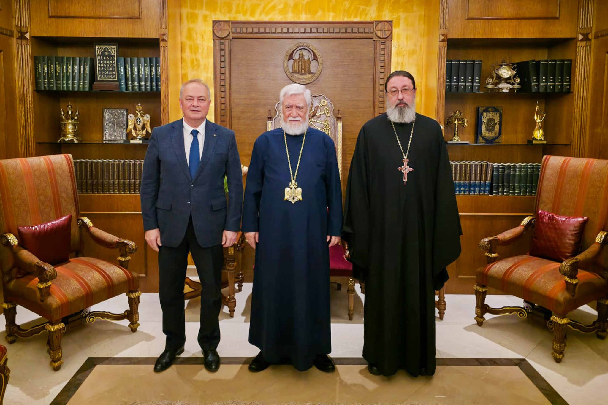 Լիբանանում ՌԴ դեսպանը այցելել է Արամ Ա–ին