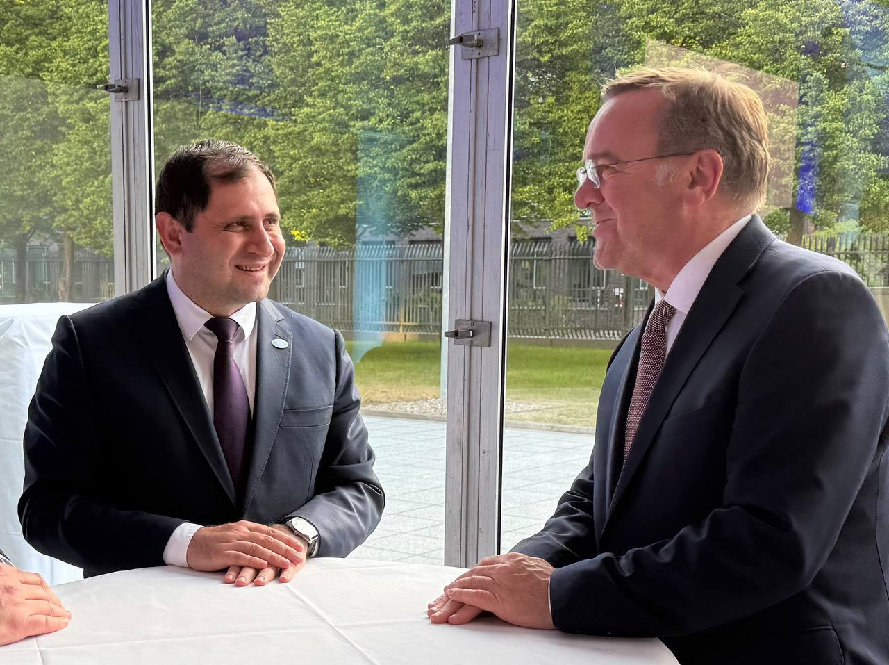 Բեռլինում հանդիպել եմ ԳԴՀ պաշտպանության դաշնային նախարար Բորիս Պիստորիուսի հետ. Պապիկյան
