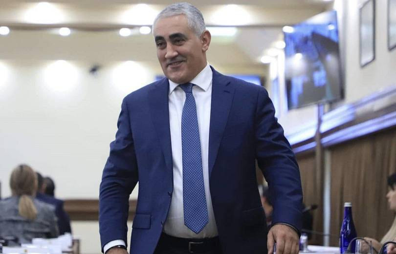 Նոր Նորքի թաղապետը աշխատանքից ազատվելու դիմում է գրել․ ArmLur.am