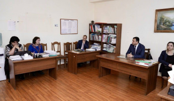 Աղմկահարույց դեպքից հետո Արմավիրի մարզպետն այցելել է Մերձավանի դպրոց՝ ծանոթանալու դպրոցում տիրող իրավիճակին