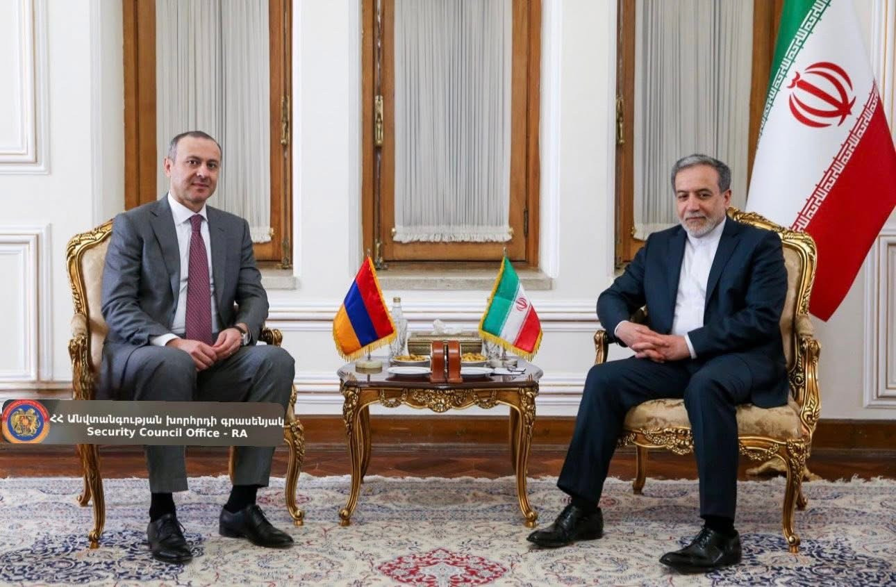 Արմեն Գրիգորյանը Թեհրանում հանդիպել է Իրանի արտաքին գործերի նախարարի հետ