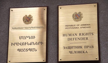 Անահիտ Մանասյանը հերթական հանդիպումն է ունեցել գտնվելու վայրն անհայտ անձանց ընտանիքների անդամների հետ