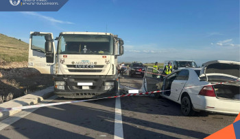 Թալինի ճանապարհին բախվել են «Iveco» մակնիշի բեռնատարը և «Toyota» մակնիշի ավտոմեքենան․ կան տուժածներ