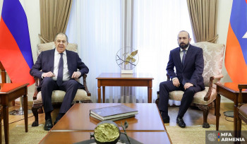 Մեկնարկել է Միրզոյան-Լավրով առանձնազրույցը