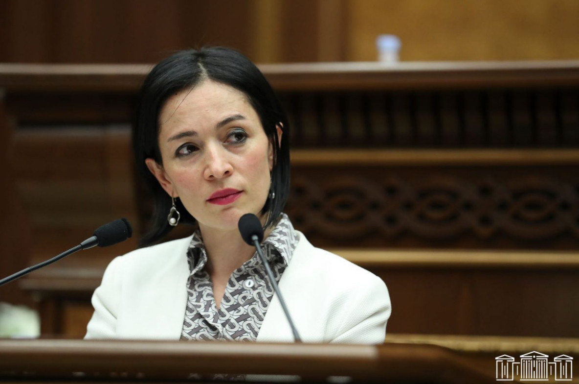 Մխչյանի ու Մերձավանի դպրոցների տնօրեններն ազատված են, առանց տեսախցիկների հանդիպել եմ աշխատակազմերի հետ. Ժաննա Անդրեասյան