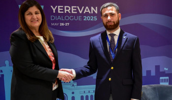 ՀՀ ԱԳ նախարարի տեղակալը հանդիպում է ունեցել Պաղեստինի ԱԳ և արտագաղթյալների հարցերով պետնախարար Վարսեն Աղաբեկյանի հետ