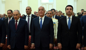 Վահագն Խաչատուրյանի հրամանագրերով, Հանրապետության տոնի կապակցությամբ մի խումբ քաղաքացիներ պարգևատրվել են պետական բարձր պարգևներով (լուսանկարներ)