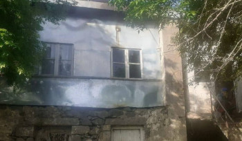 Ադրբեջшնական կողմը կրшկ է բացել Խոզնավարի ուղղությամբ, վնասվել է բնակելի տուն (լուսանկարներ)