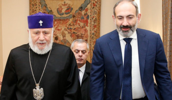 Ինչի՞ մասին է խոսում Գարեգին Բ–ի լռությունը, մենք՝ իր հոտը, սպասում ենք նրա հրապարակային պարզաբանմանը․ Նիկոլ Փաշինյան