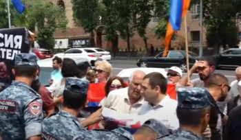 Բողոքի ակցիա ընդդեմ Վալենտինա Մատվիենկոյի Հայաստան այցի