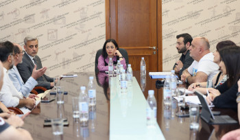 Ժաննա Անդրեասյանը հանդիպել է Հայաստանի կինոգործիչների հետ