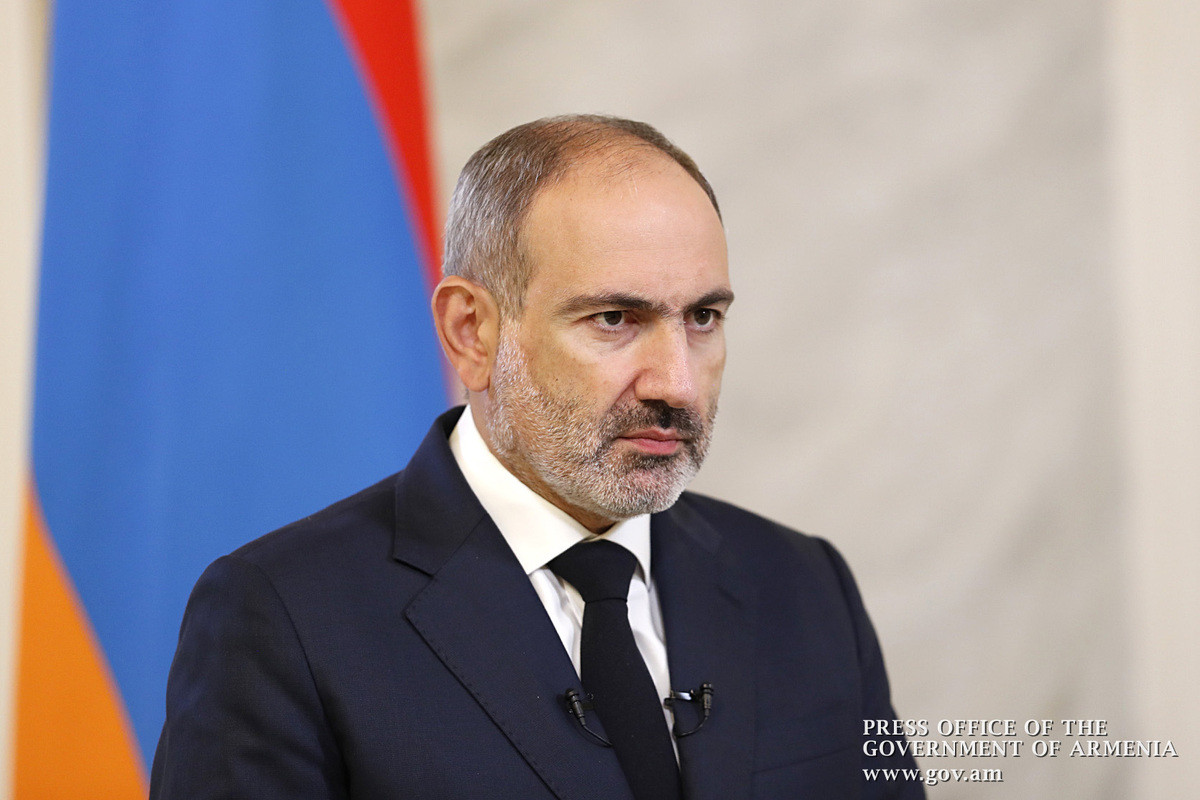 Կտրիճ Ներսիսյանն ու Սամվել Խաչատրյանն արժանի չեն ոչ միայն ամուսնացյալ քահանաներին որևէ հրահանգ տալ, այլև նույնիսկ կանգնել նրանց կողքին. Փաշինյան