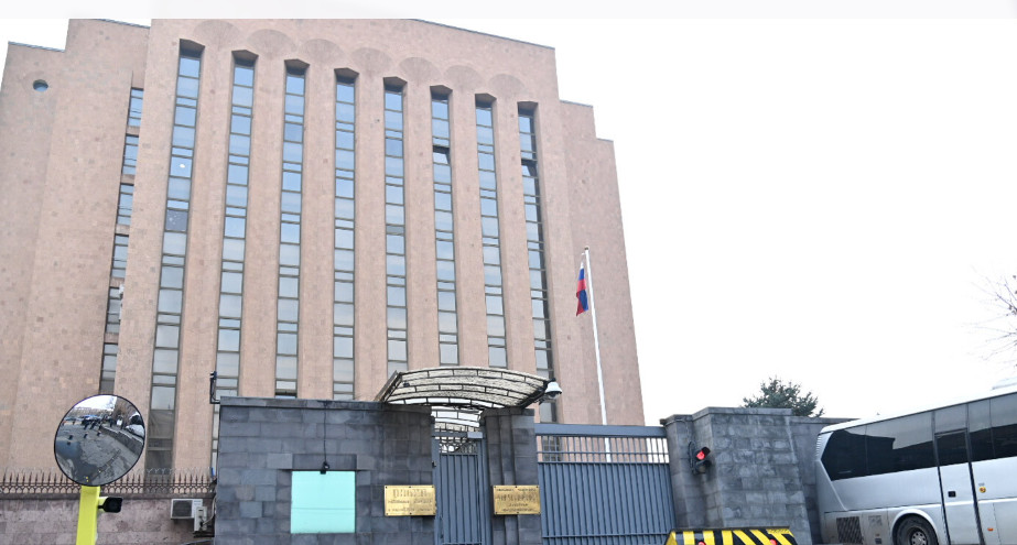 ՀՀ-ում ՌԴ դեսպանությունն Իրանում գտնվող իր քաղաքացիներին իրազեկել է Հայաստանի հետ սահմանով անցնելու տարբերակների մասին