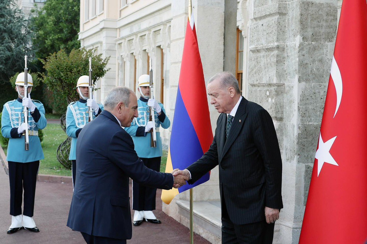Փաշինյանը գրառում է արել սոցցանցերում Էրդողանի հետ հանդիպումից հետո