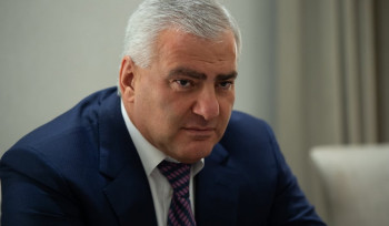 Ենթադրաբար՝ հարևան երկրի նախագահի պահանջով հայ դատավորի կողմից կալանավորվեցի. Սամվել Կարապետյանի նոր հայտարարությունը