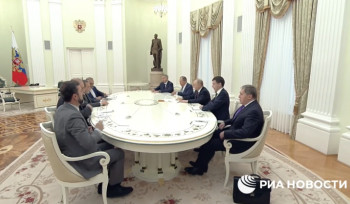 Պուտինը Կրեմլում հանդիպել է Իրանի ԱԳ նախարարի հետ