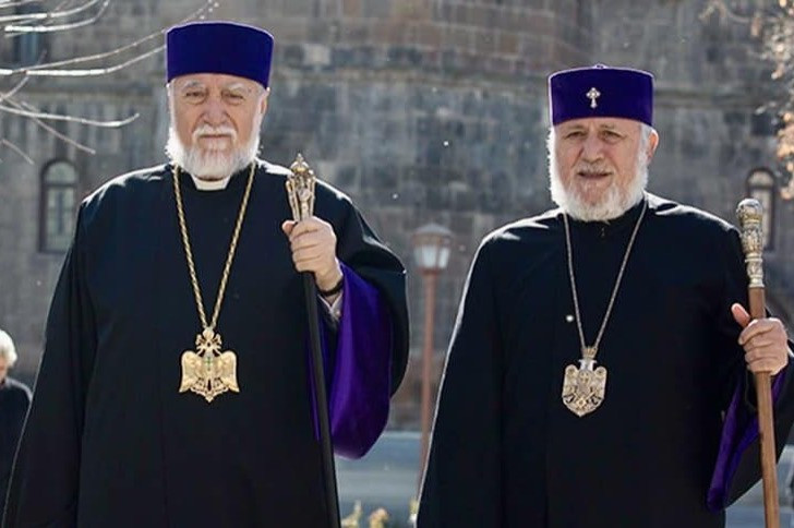 Գարեգին Բ–ին են փոխանցել Արամ Ա–ի պատկերացումները՝ իրավիճակից դուրս գալու վերաբերյալ