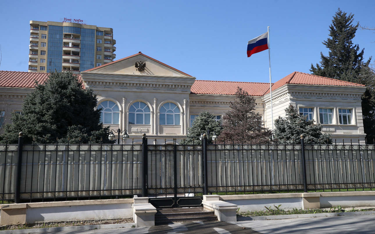 Ադրբեջանում գտնվող ռուսները բողոքում են բռնության ենթարկվելու և փաստաթղթերի ստուգման մասին. Բաքվում ՌԴ դեսպանություն