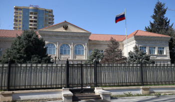 Ադրբեջանում գտնվող ռուսները բողոքում են բռնության ենթարկվելու և փաստաթղթերի ստուգման մասին. Բաքվում ՌԴ դեսպանություն