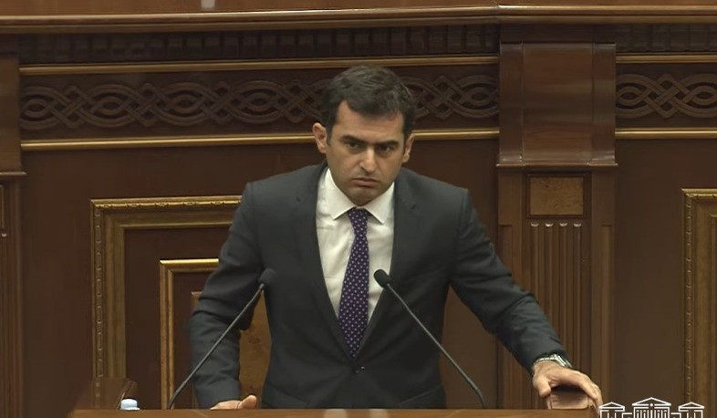 Դա՞ են խցկել գրպանդ, լողավազանն ու շոգեբաղնիքը խցկել են գրպանդ․ Հակոբ Արշակյանը՝ Սեյրան Օհանյանին
