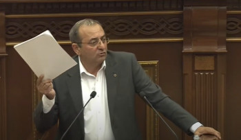 Դուք և դատախազը նշեք, թե որտեղ է գրած, որ օրենքով դա պետք է անեի. Արծվիկ Մինասյանը՝ Վահագն Ալեքսանյանին