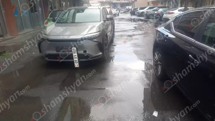 Երևանում 42-ամյա վարորդը «Toyota»-ով վրաերթի է ենթարկել 8-ամյա տղային. նրա կյանքին վտանգ չի սպառնում