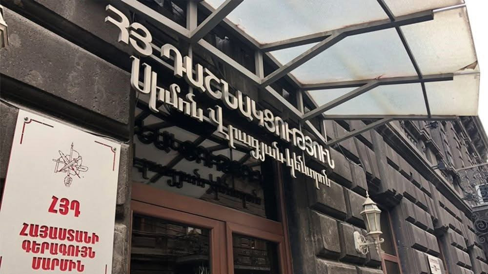 Մի շարք ՀՅԴ-ականների տներում խուզարկություններ են