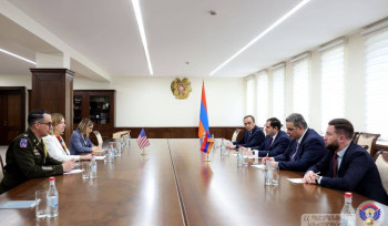 Սուրեն Պապիկյանն ընդունել է ՀՀ-ում ԱՄՆ արտակարգ և լիազոր դեսպան Քրիստինա Քվինին ու գնդապետ Մեթյու Քրոուին