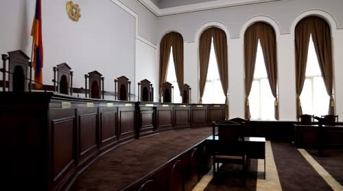 Տարեկան 138 մլն դրամ հավելավճար՝ Սահմանադրական դատարանի անդամներին. նախագիծ. «Հետք»
