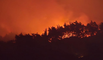 Լաթաքիայում մոլեգնող հրդեհը հասել է հայաբնակ Քեսաբի առաջին գյուղին