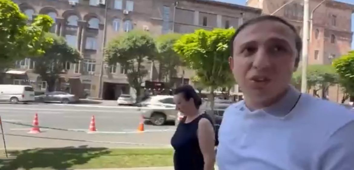 Ակցիա իրականացնող արցախցիներից մի քանիսը մտան Կառավարության շենք՝ հանդիպման