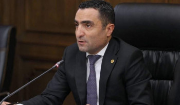 Առջեւում կարեւորագույն առաքելություն ունենք. Ռոմանոս Պետրոսյանի գրառումը պաշտոնից ազատվելուց հետո