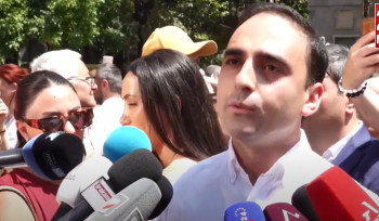 Ամեն մարդ իր տեղում իր գործը կատարելու է. Ավինյանը` Փաշինյանի՝ Վեհափառին հեռացնելու գործընթացի մասին