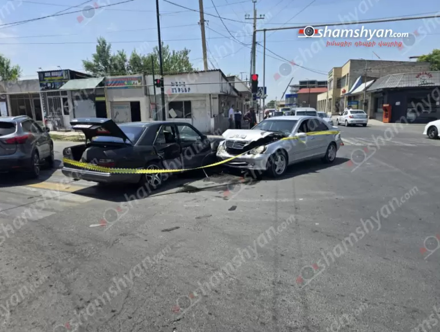 Մասիսում բախվել են 2 «Mercedes». կա տուժած