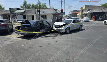 Մասիսում բախվել են 2 «Mercedes». կա տուժած