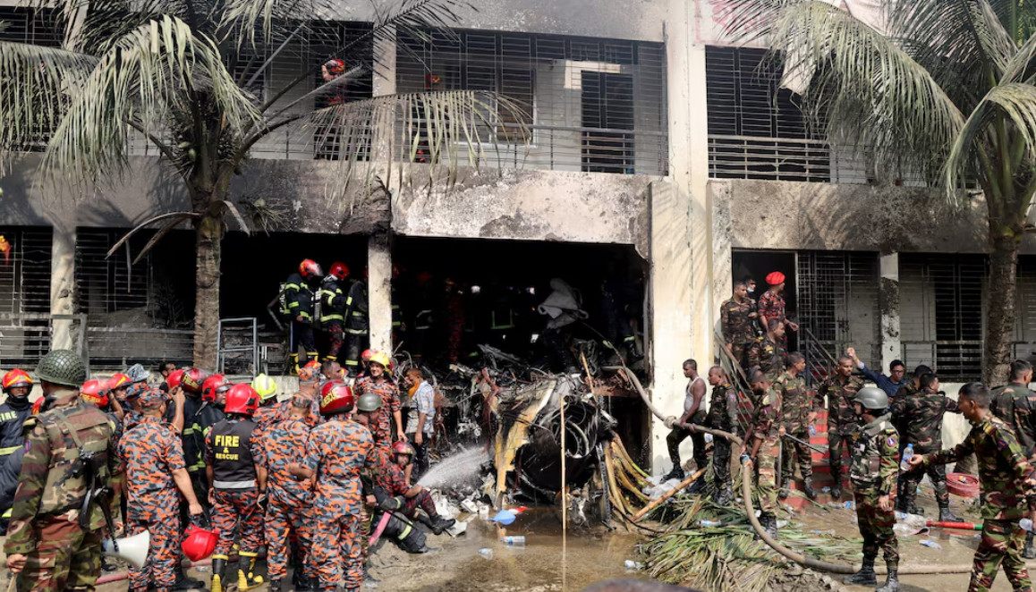 Բանգլադեշում ռազմաօդային ուժերի ինքնաթիռն ընկել է ուսումնական հաստատության վրա. կան զոհեր