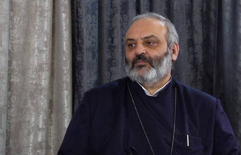 Բագրատ արքեպիսկոպոսը հայցադիմումներ է ներկայացրել Առողջապահության նախարարի ու ևս 5 անձի դեմ. «Հետք»