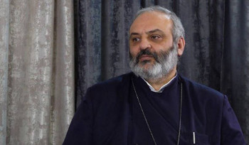 Բագրատ արքեպիսկոպոսը հայցադիմումներ է ներկայացրել Առողջապահության նախարարի ու ևս 5 անձի դեմ. «Հետք»